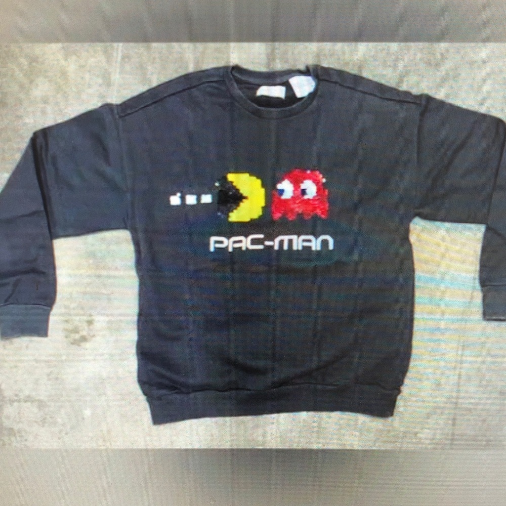 Pac-Man Graphic Men's Sweater - Black